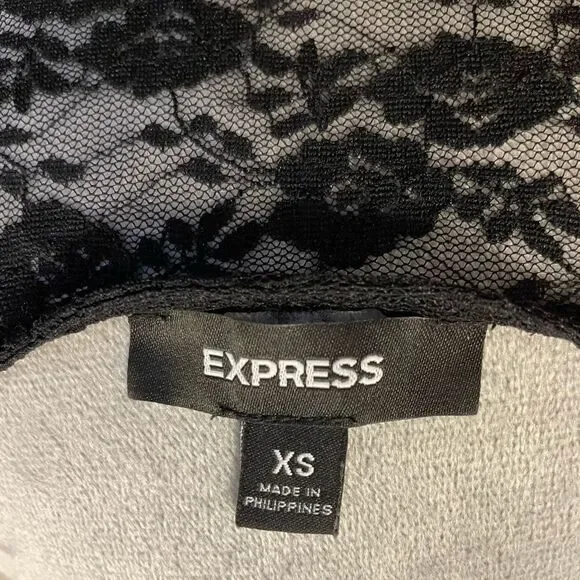 Black lace top - Picture 4 of 4